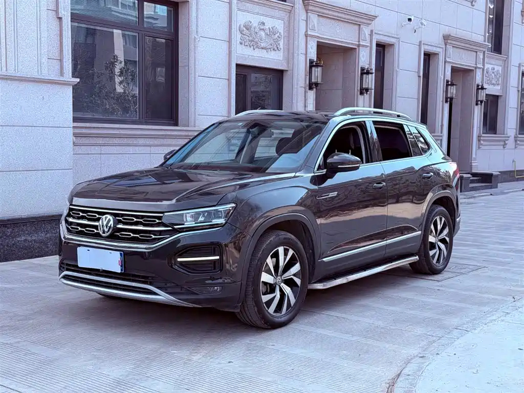 VOLKSWAGEN TAYRON 2020