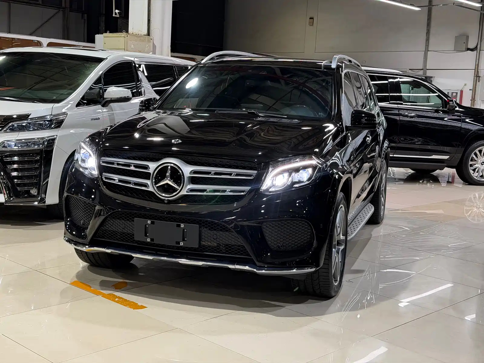 MERCEDES-BENZ GLS 2018