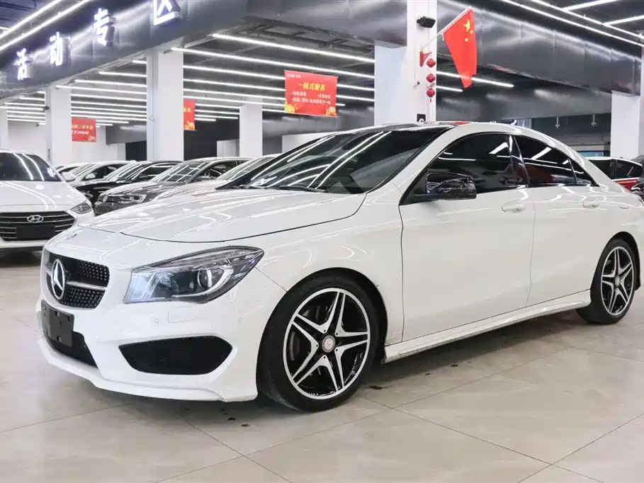 MERCEDES-BENZ CLA 2015