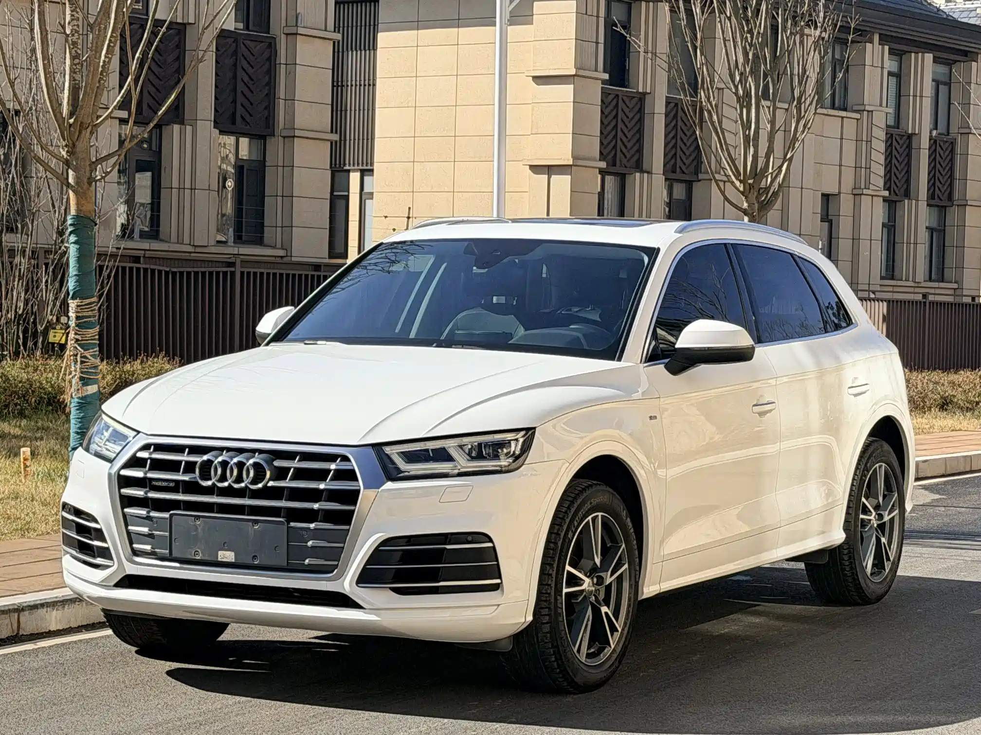 AUDI Q5L 2019