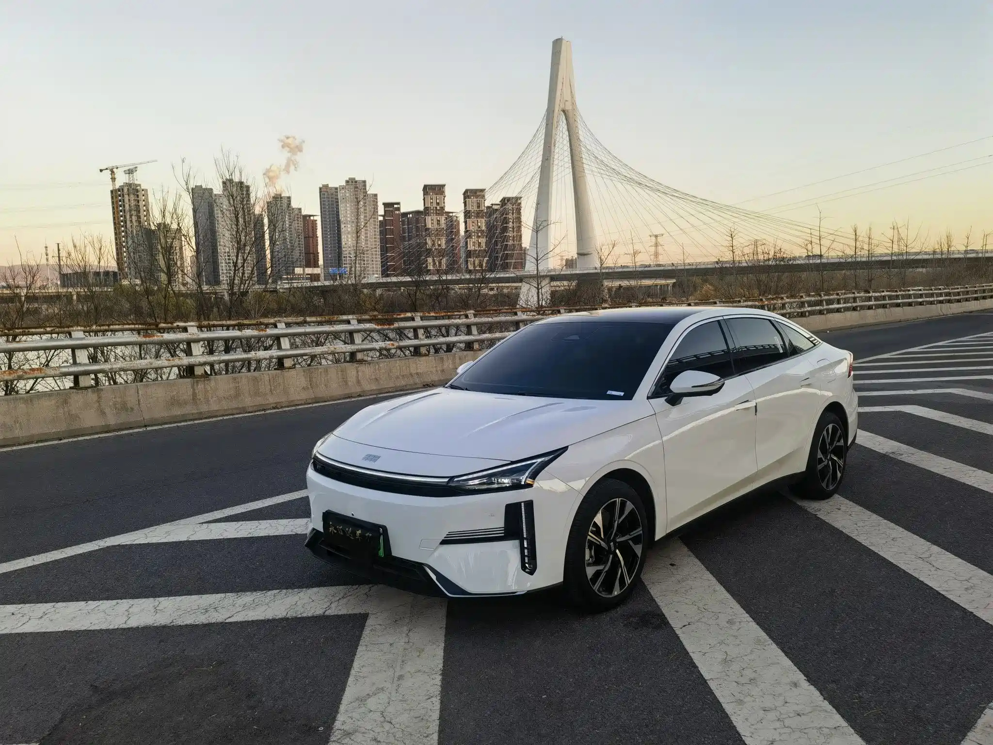 GEELY GALAXY GALAXY L6 2025