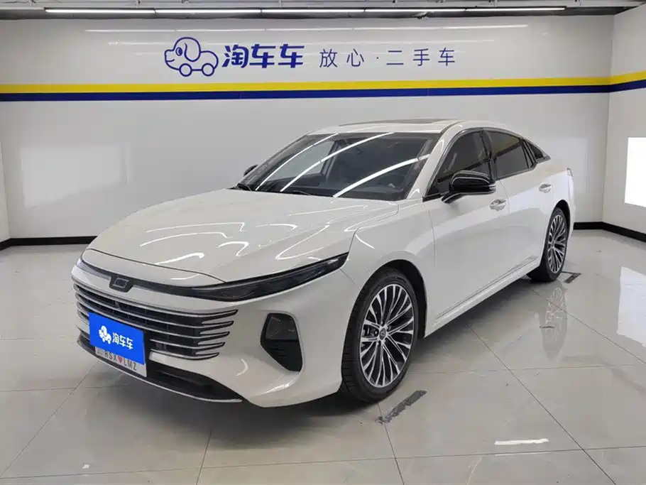 FAW BESTUNE B70 2025