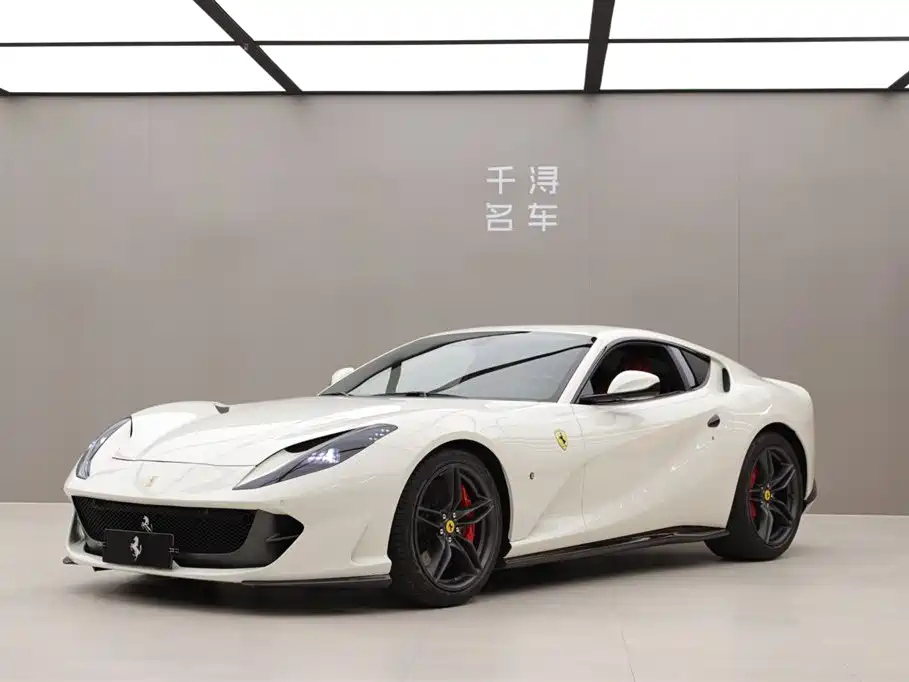 FERRARI 812 2018