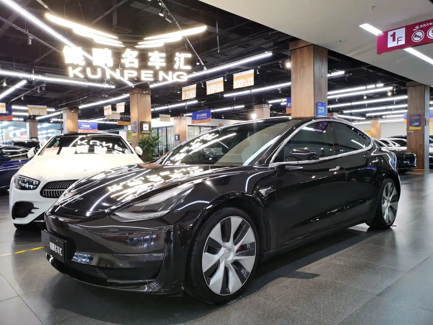 TESLA MODEL 3 IMPORT 2019