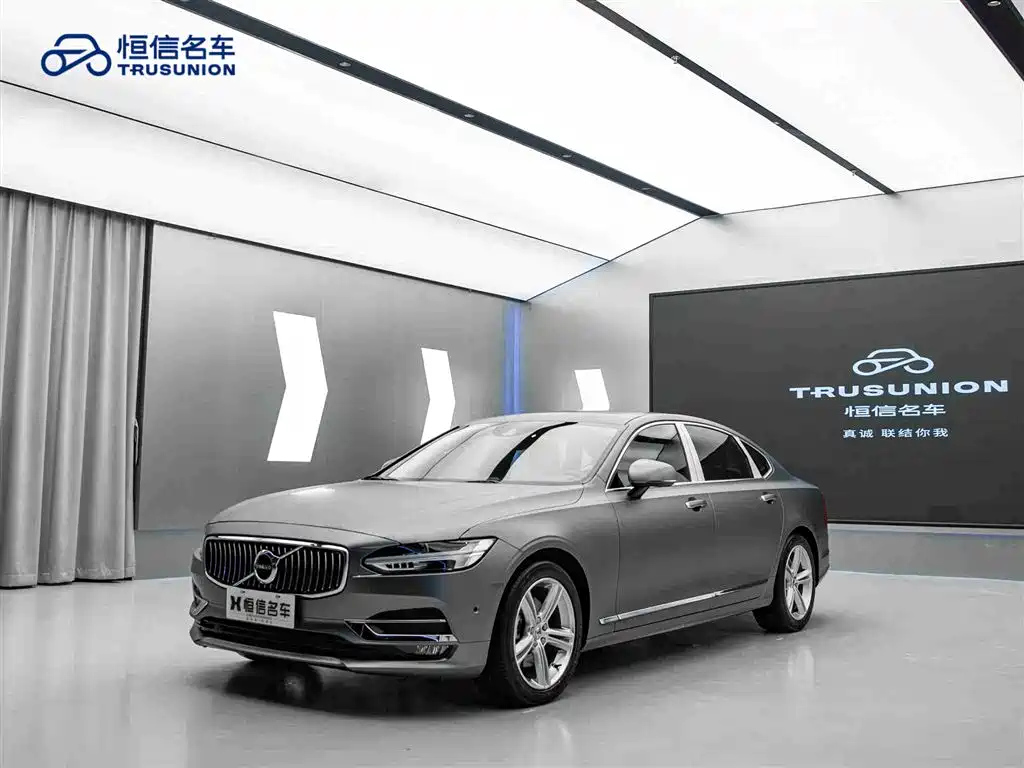 VOLVO S90 2019