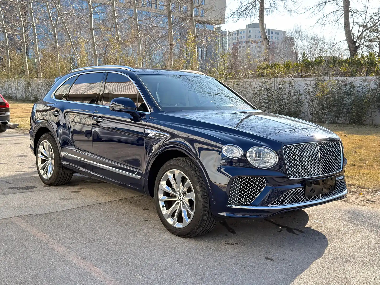 BENTLEY BENTAYGA 2023