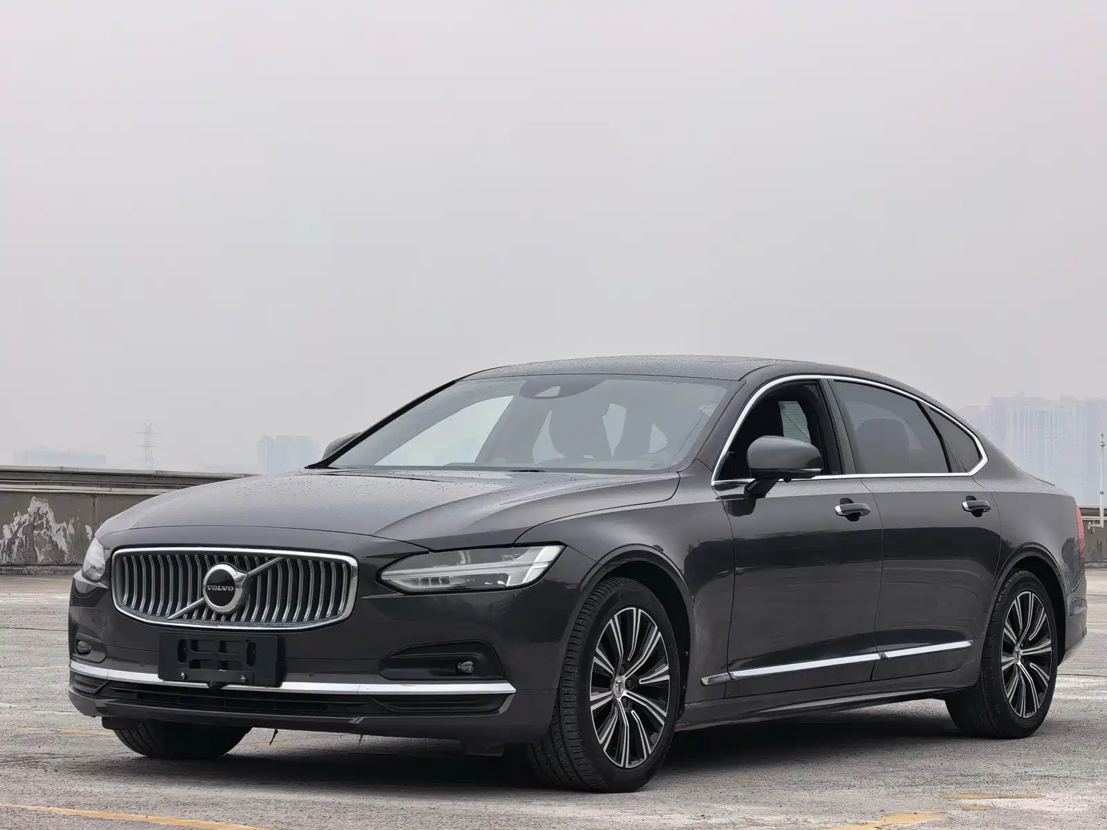 VOLVO S90 2021