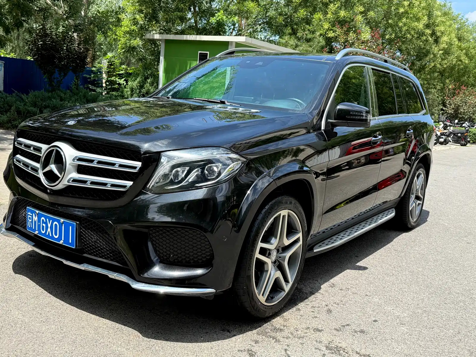 MERCEDES-BENZ GLS 2017