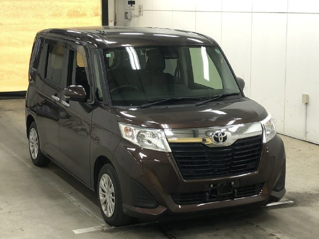 TOYOTA ROOMY 2018