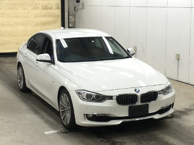 BMW 3 SERIES 2012