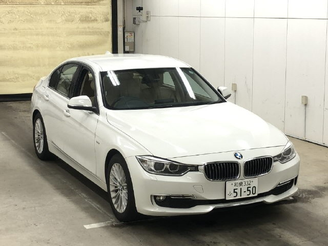 BMW 3 SERIES 2013