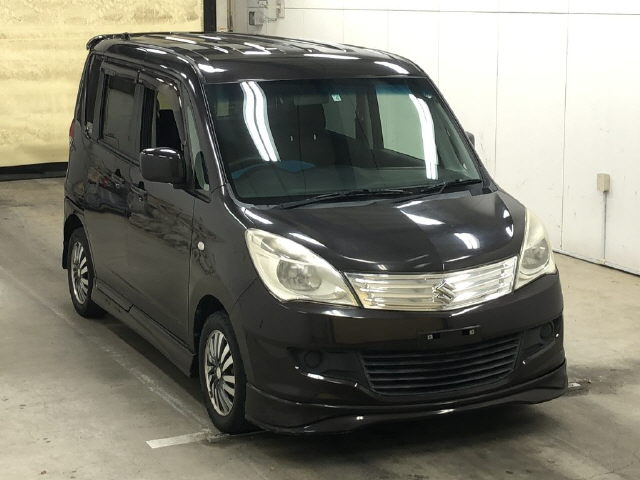 SUZUKI SOLIO 2011