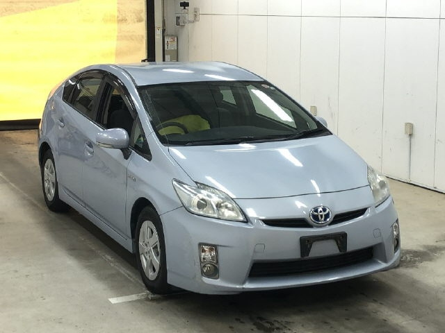 TOYOTA PRIUS 2010