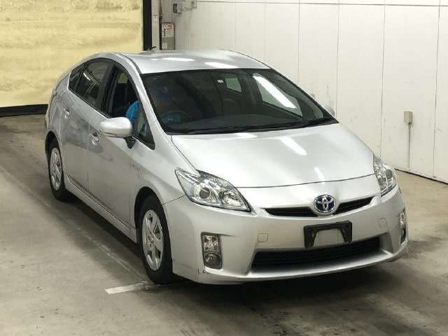 TOYOTA PRIUS 2010