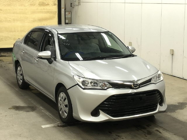 TOYOTA COROLLA AXIO 2015