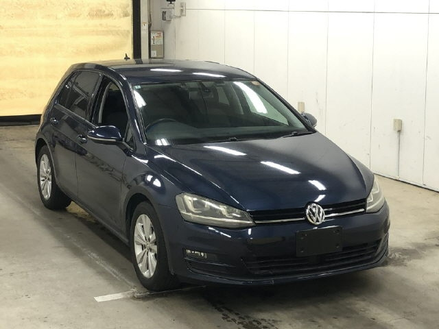 VOLKSWAGEN GOLF 2014