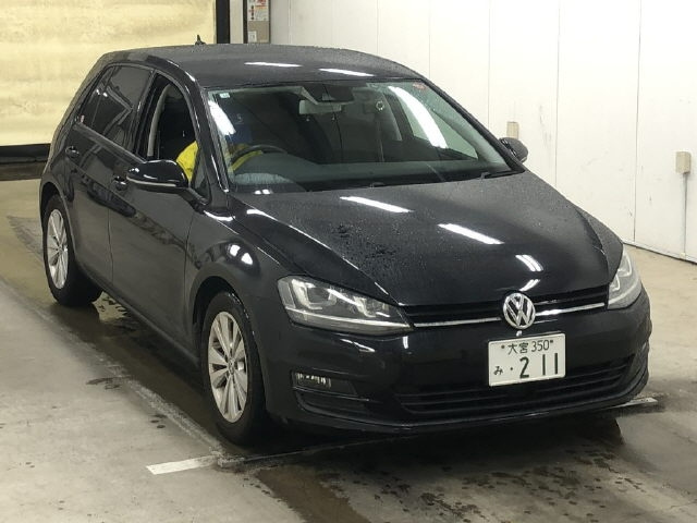 VOLKSWAGEN GOLF 2016