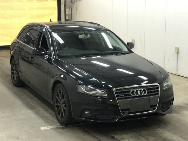 AUDI A4 2012