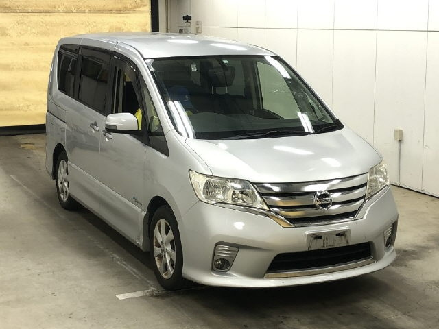 NISSAN SERENA 2012
