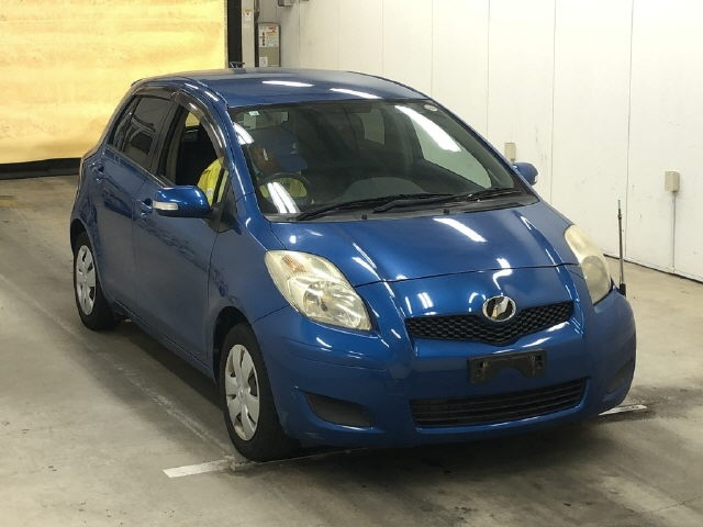 TOYOTA VITZ