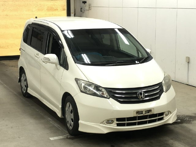 HONDA FREED