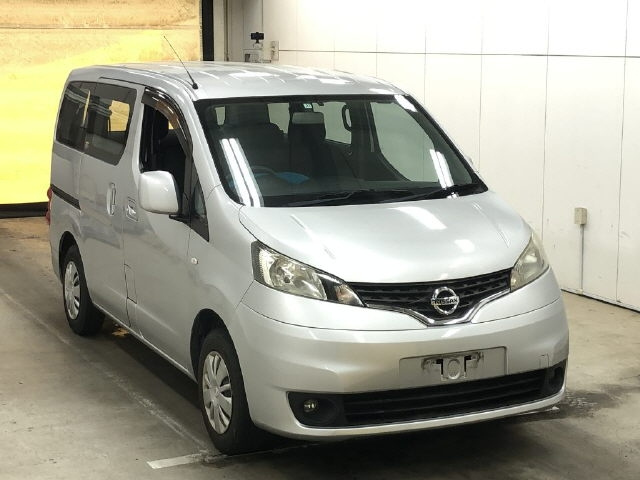NISSAN NV200 2015