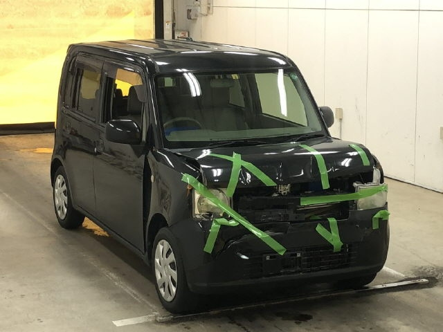 TOYOTA PIXIS SPACE 2014