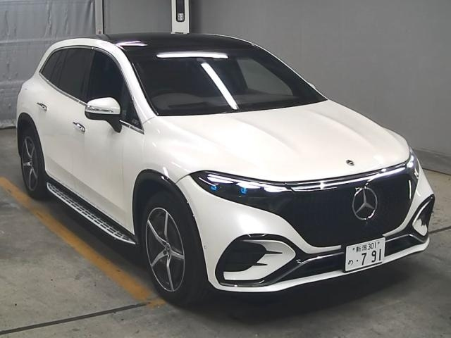 MERCEDES BENZ EQS 2023