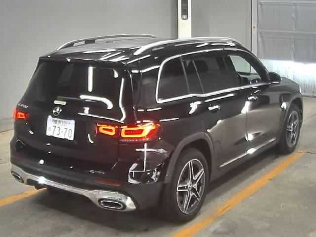 MERCEDES BENZ GLB 2023