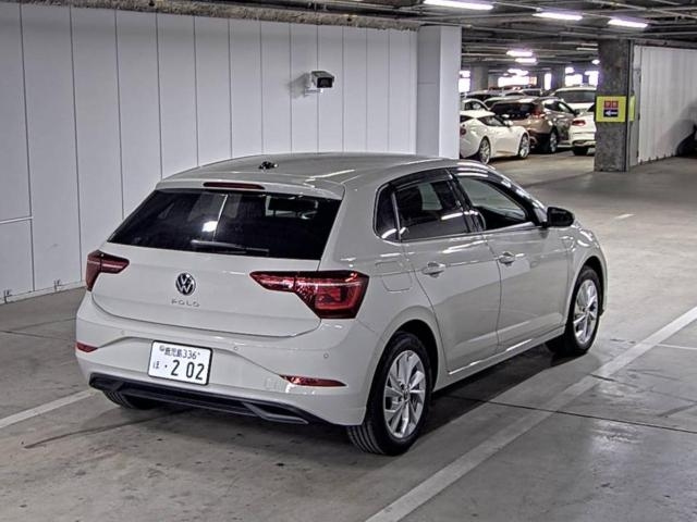 VOLKSWAGEN POLO 2024