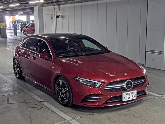 MERCEDES BENZ AMG 2023