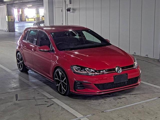 VOLKSWAGEN GOLF 2019