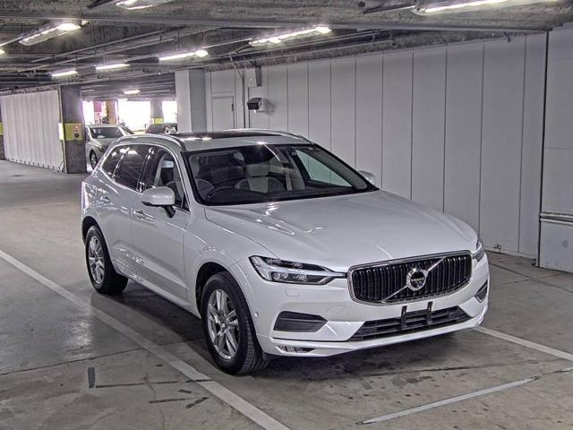 VOLVO XC60 2018