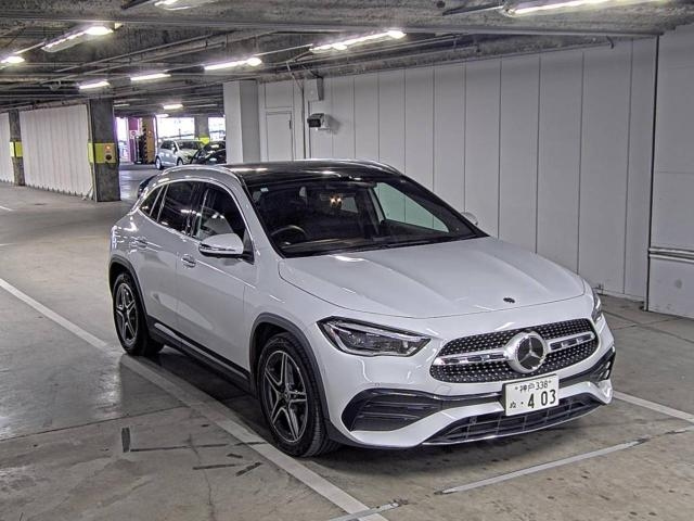 MERCEDES BENZ GLA CLASS 2020