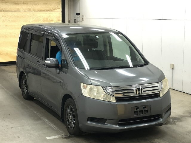 HONDA STEP WAGON 2010