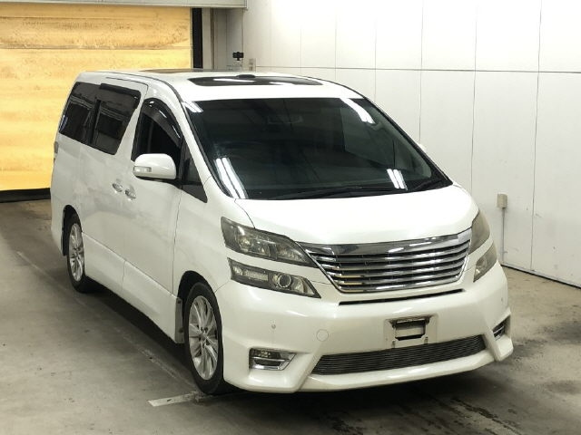 TOYOTA VELLFIRE 2010