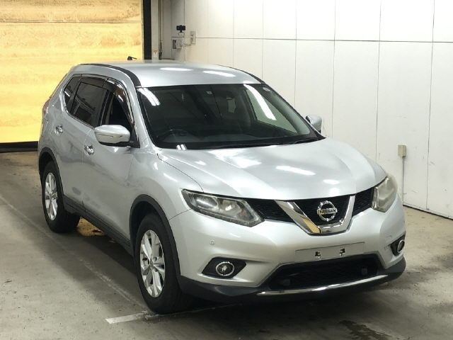 NISSAN X-TRAIL