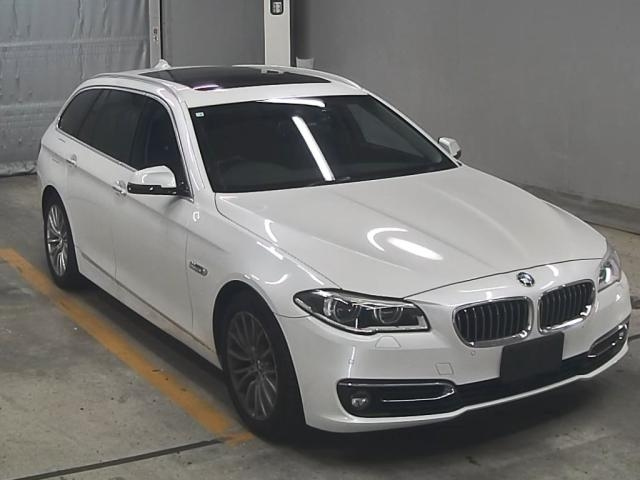 BMW 5 SERIES 2016