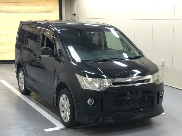 MITSUBISHI DELICA D5 2008