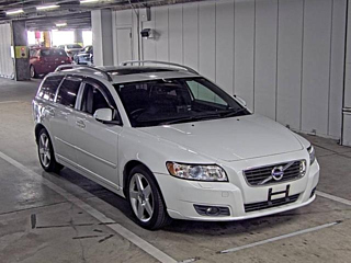 volvo v50