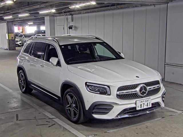 MERCEDES BENZ GLB