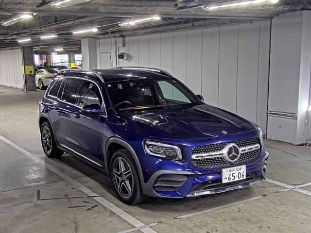 MERCEDES BENZ GLB
