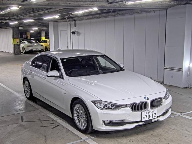 BMW 3 SERIES 2014