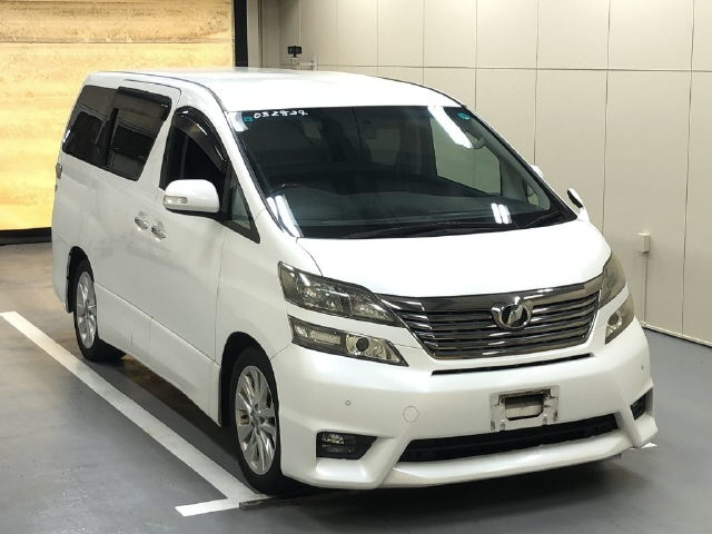 TOYOTA VELLFIRE 2009