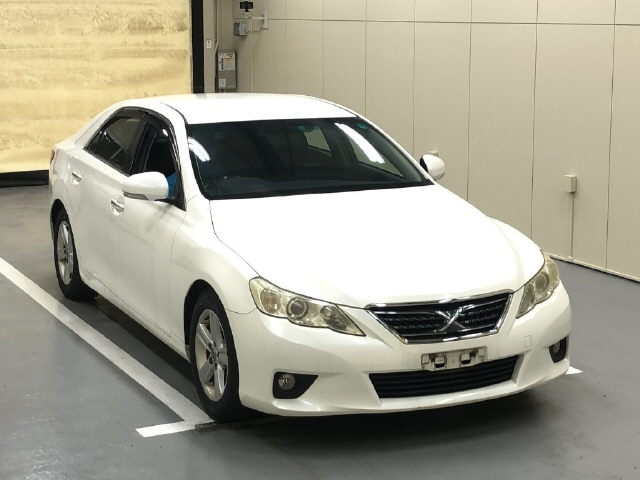 TOYOTA MARK X 2011