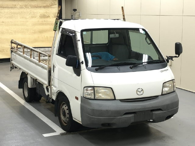 MAZDA BONGO 2009