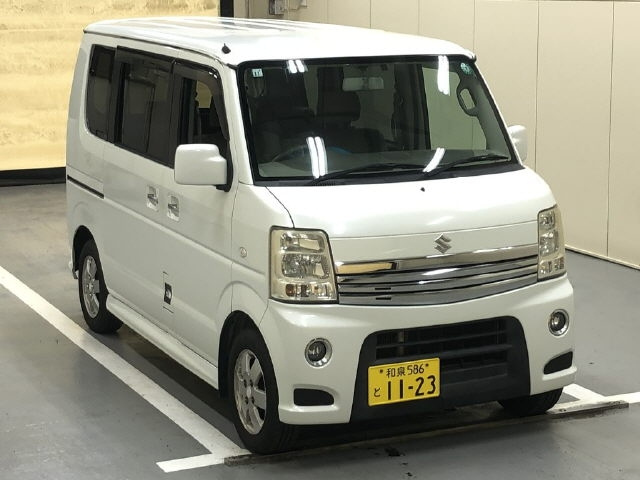SUZUKI EVERY WAGON 2011