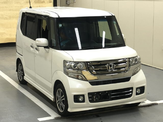 HONDA N BOX 2016