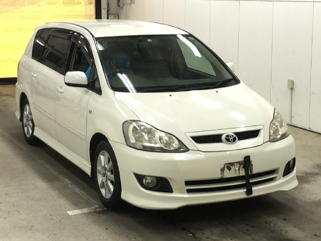 TOYOTA IPSUM 2008