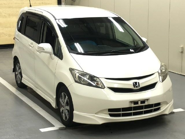 HONDA FREED 2010